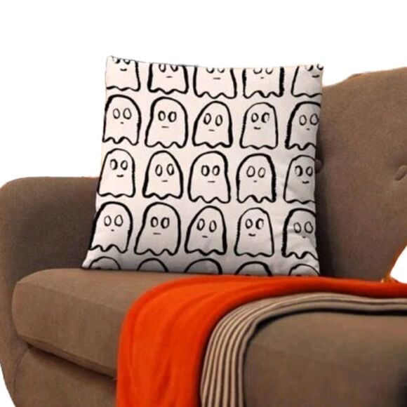 Ghost 👻 Pattern Pillow Cover - Picture 3 of 4